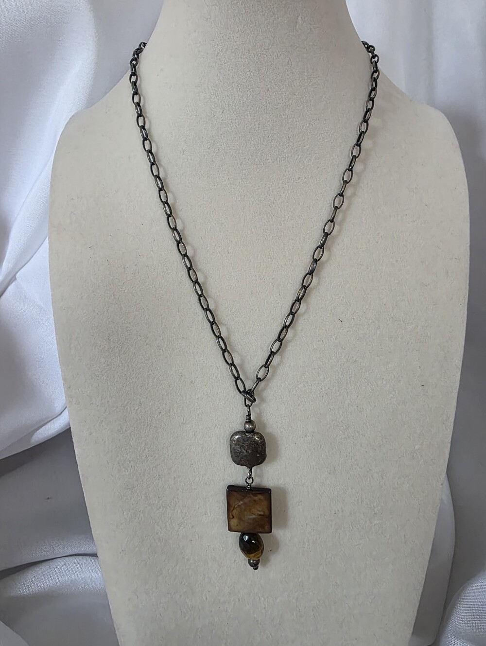 Silpada Vintage Sterling Silver Mother Of Pearl Tigers Eye Necklace